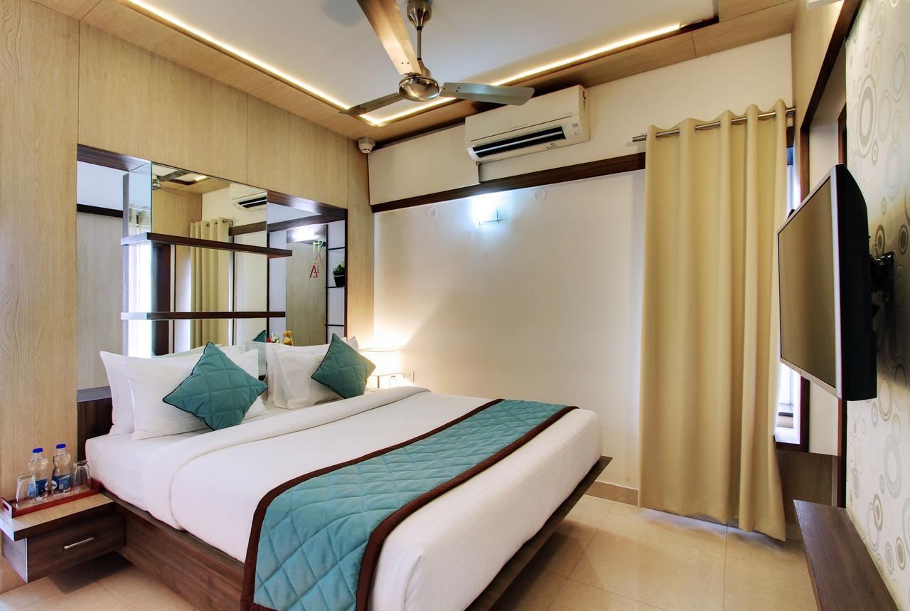 White Castle Boutique Apartment Hotel Bangalore Extérieur photo