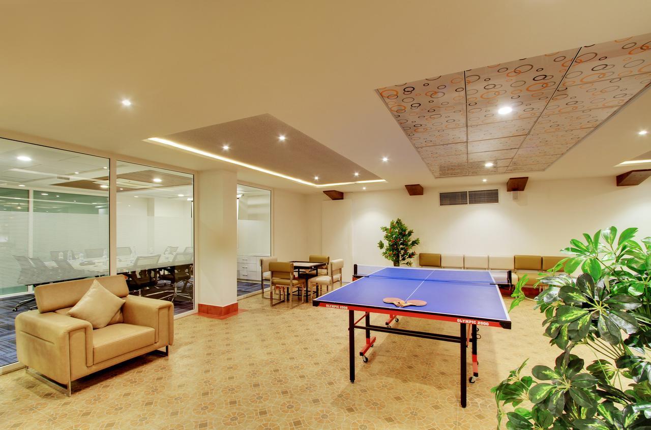 White Castle Boutique Apartment Hotel Bangalore Extérieur photo