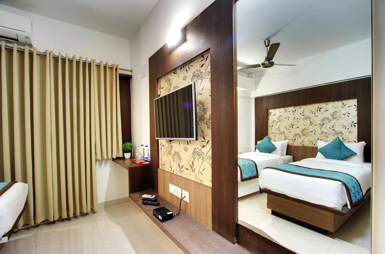 White Castle Boutique Apartment Hotel Bangalore Extérieur photo